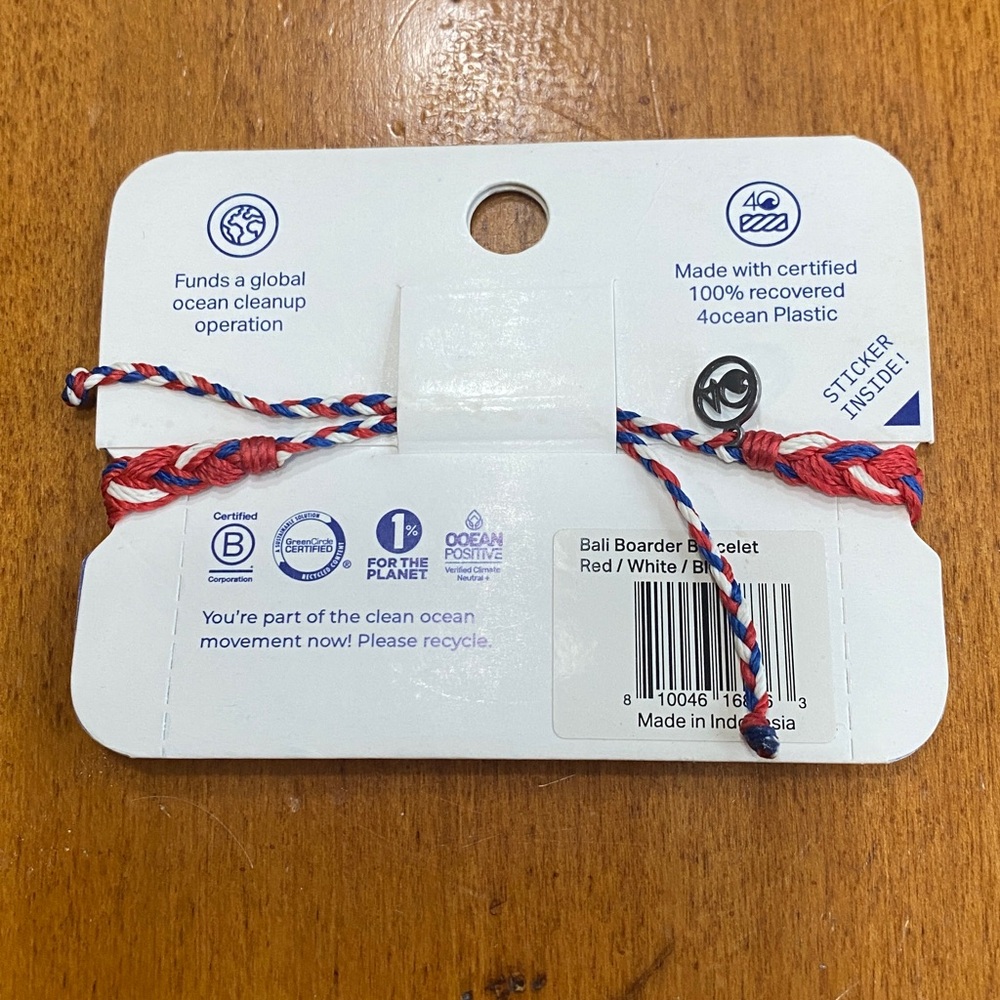 4Ocean Bracelet. Funds a global cleanup operation NWT - Picture 2 of 2